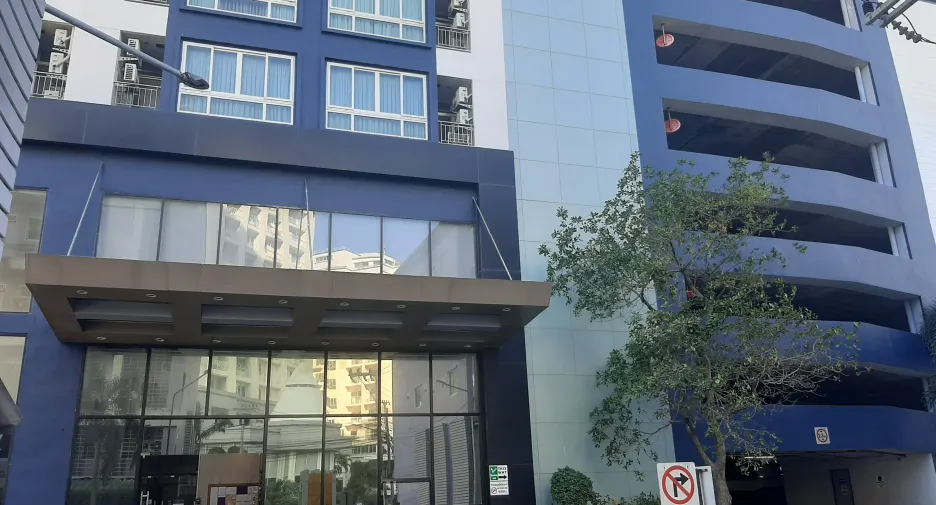 À vendre 2 chambres condo à Si Racha, Chonburi
