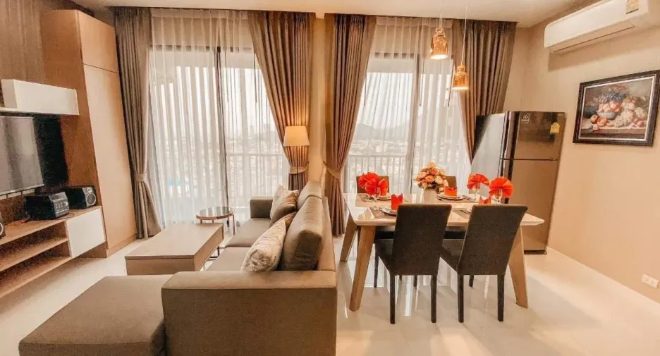 For sale and for rent 2 bedrooms condo in Si Racha, Chonburi
