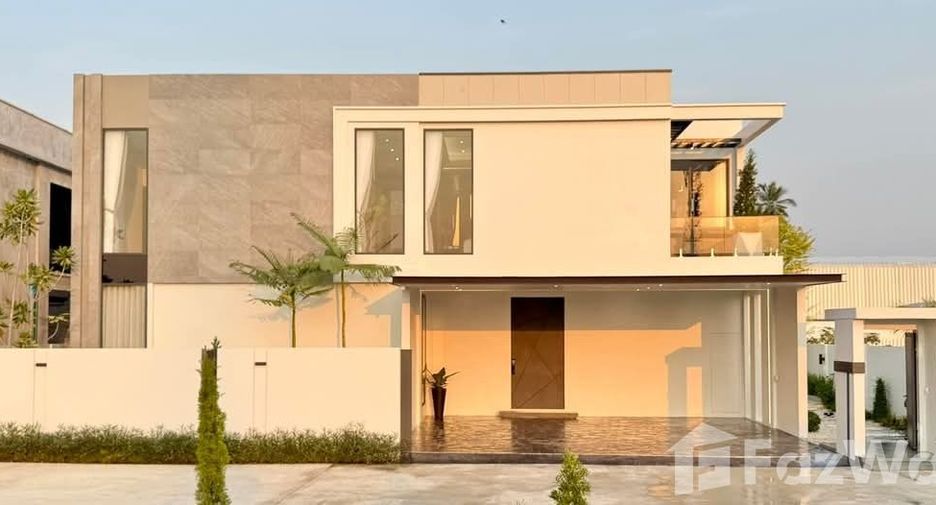 Villa zum Kauf mit 5 Zimmer in Bang Lamung, Chonburi