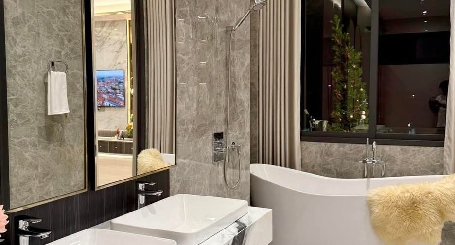 Villa zum Kauf mit 5 Zimmer in Bang Lamung, Chonburi