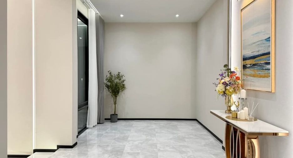 Villa zum Kauf mit 5 Zimmer in Bang Lamung, Chonburi