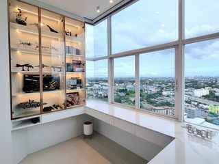 For sale 2 bedrooms condo in Bang Kapi, Bangkok
