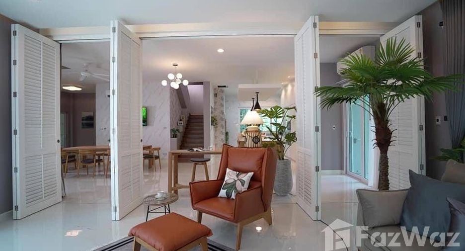 Haus zum Kauf mit 5 Zimmer in Si Racha, Chonburi