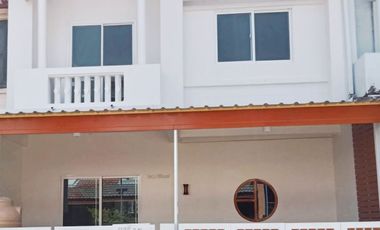 For sale 3 bedrooms townhouse in Khlong Sam Wa, Bangkok