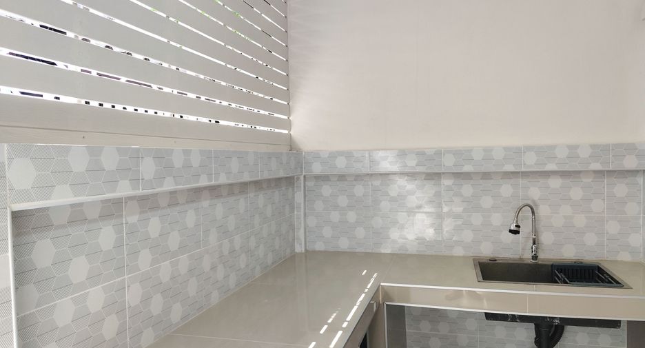 For sale 3 bedrooms townhouse in Khlong Sam Wa, Bangkok