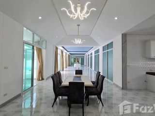 Villa en venta de 6 habitaciones en Bang Lamung, Chonburi