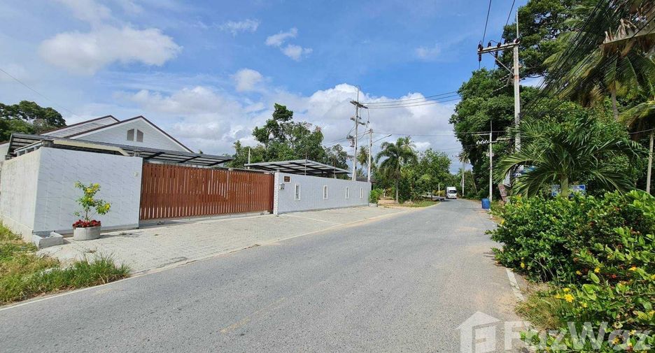 Villa en venta de 6 habitaciones en Bang Lamung, Chonburi