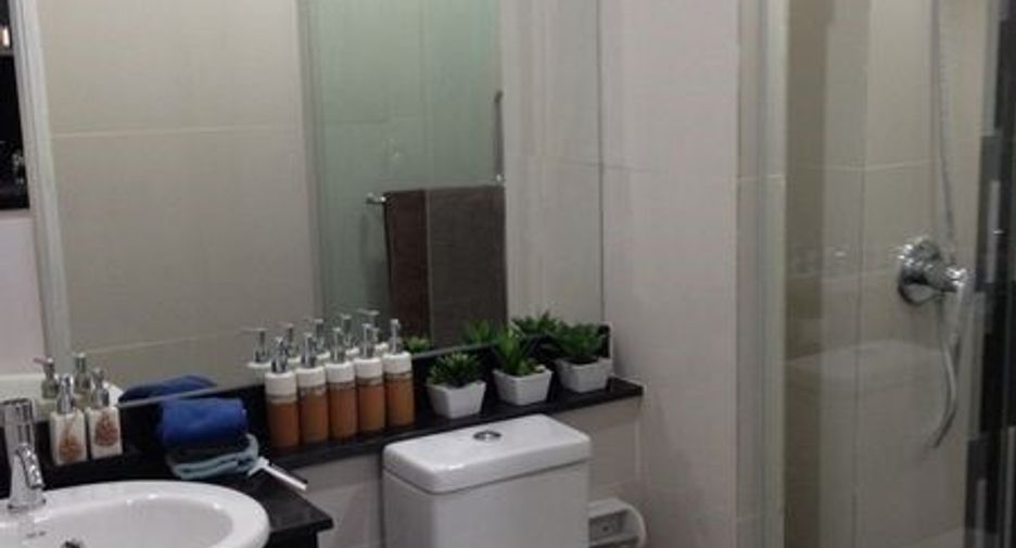 For sale 1 bed condo in Bang Phlat, Bangkok