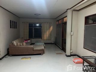 For sale 3 ベッドルーム house in Bang Na, Bangkok