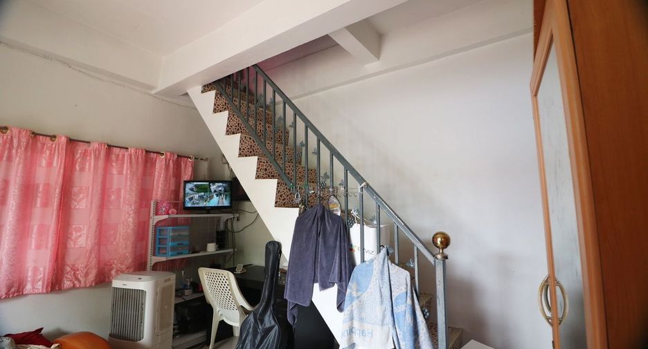 出售 11 卧室 独立屋 在 Mueang Udon Thani, Udon Thani