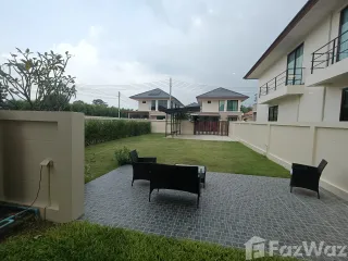 À louer 3 chambres villa à Bang Lamung, Chonburi