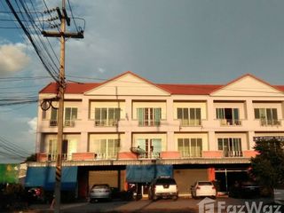 Reihenhaus zum Kauf mit 4 Zimmer in Si Racha, Chonburi