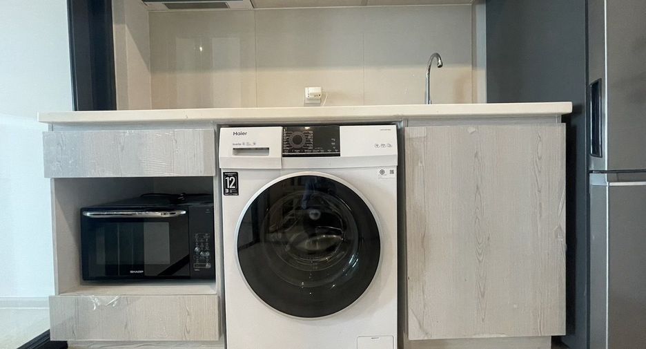 For sale studio condo in Pathum Wan, Bangkok