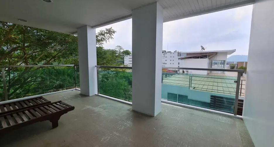For sale 3 bedrooms condo in Kathu, Phuket