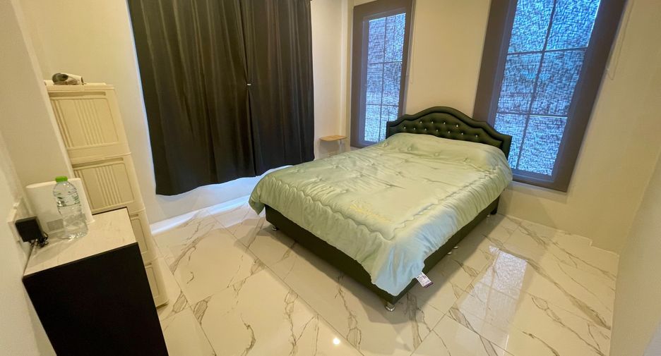 For sale 3 ベッドルーム house in Sattahip, Chonburi