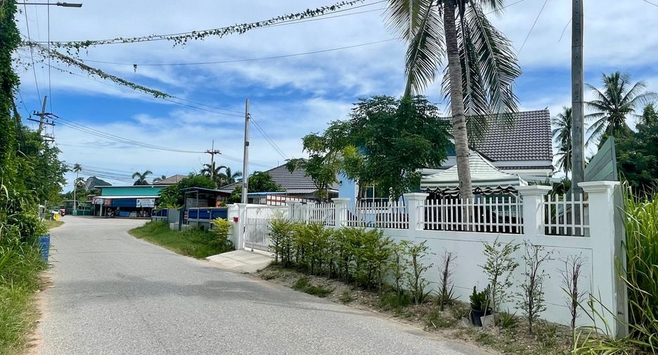 For sale 3 ベッドルーム house in Sattahip, Chonburi