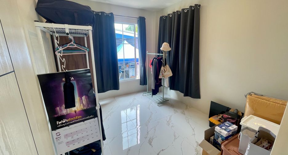 For sale 3 ベッドルーム house in Sattahip, Chonburi