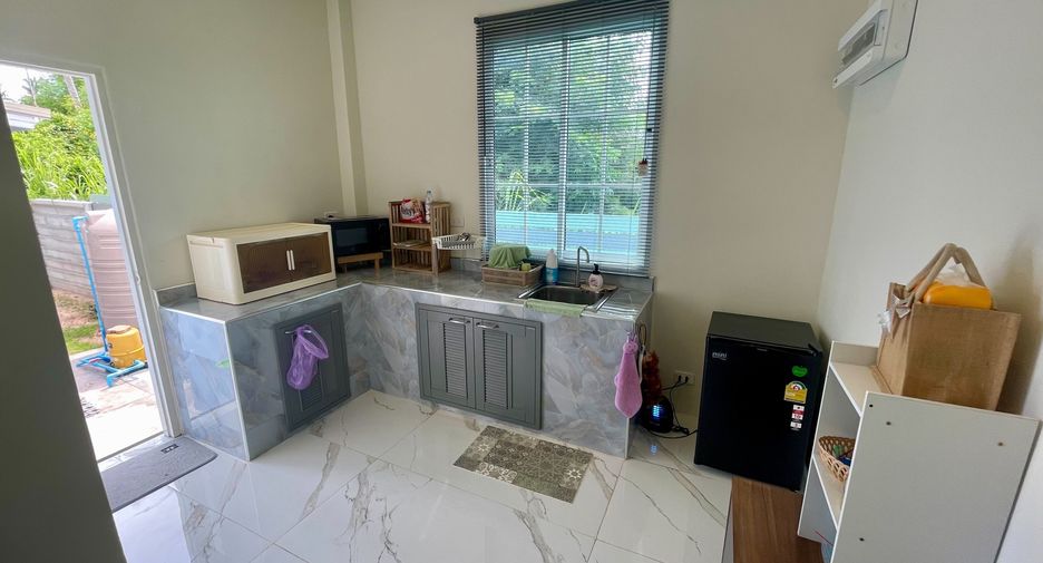 For sale 3 ベッドルーム house in Sattahip, Chonburi