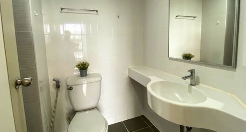 For sale 1 bed condo in Bang Khen, Bangkok