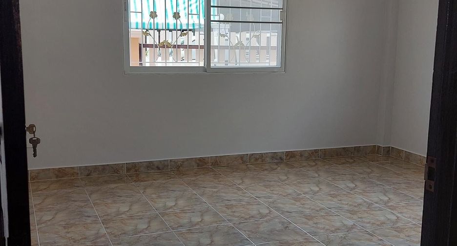 Casa en venta de 3 habitaciones en Sattahip, Chonburi