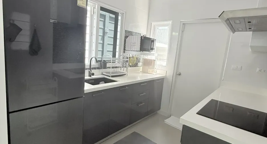 For rent 4 bedrooms house in Thalang, Phuket