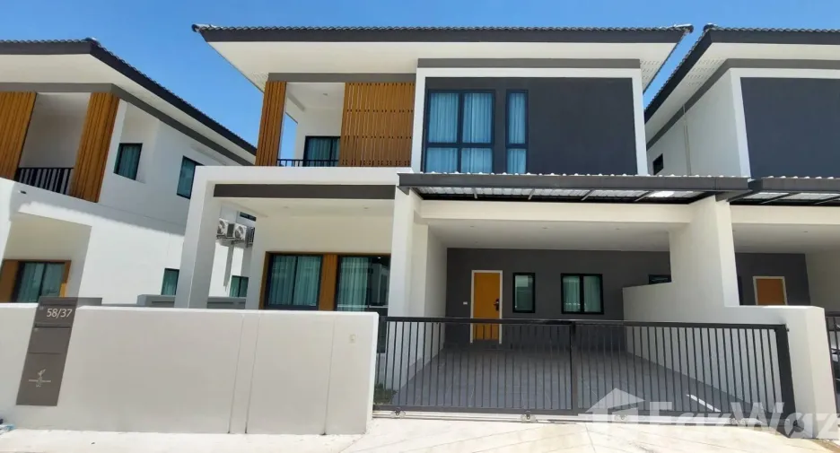 For sale 4 bedrooms house in Bang Lamung, Chonburi