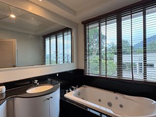 Casa en alquiler de 5 habitaciones en Mueang Phuket, Phuket