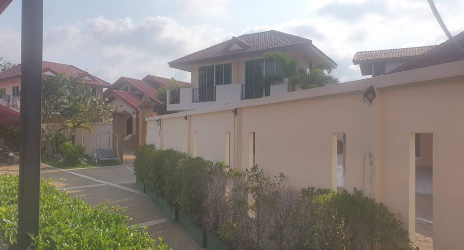 À vendre 25 chambres hôtel à Sattahip, Chonburi