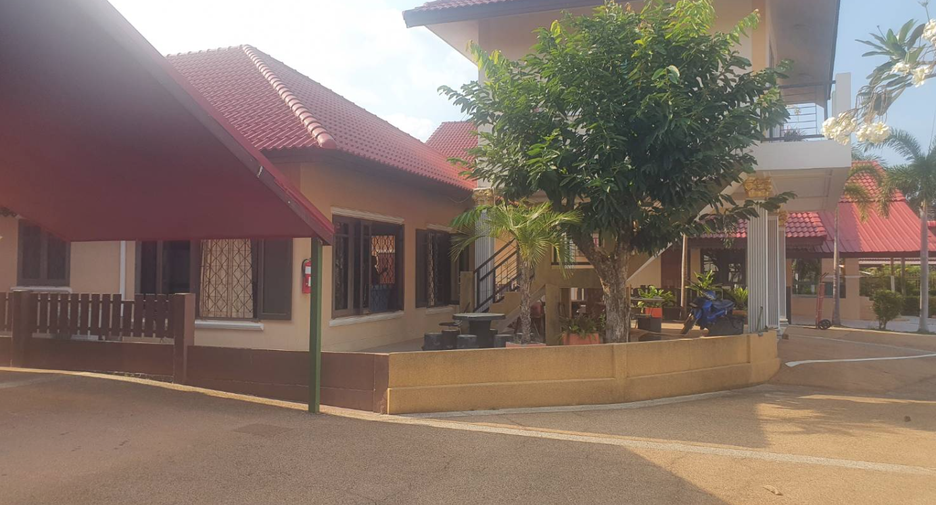 À vendre 25 chambres hôtel à Sattahip, Chonburi