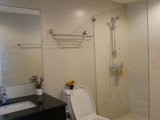 For sale and for rent 2 bedrooms condo in Huai Khwang, Bangkok