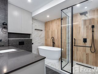 For sale 4 bedrooms apartment in Mueang Phuket, Phuket
