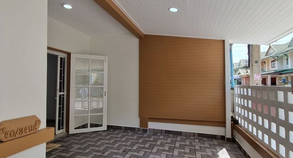 For sale 3 bedrooms townhouse in Khlong Luang, Pathum Thani