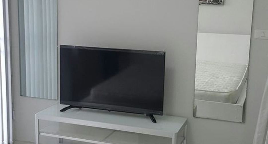 For sale studio condo in Mueang Samut Prakan, Samut Prakan