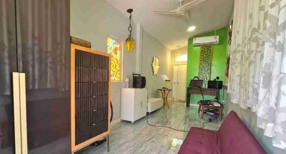 Haus zum Kauf mit 3 Zimmer in Sattahip, Chonburi