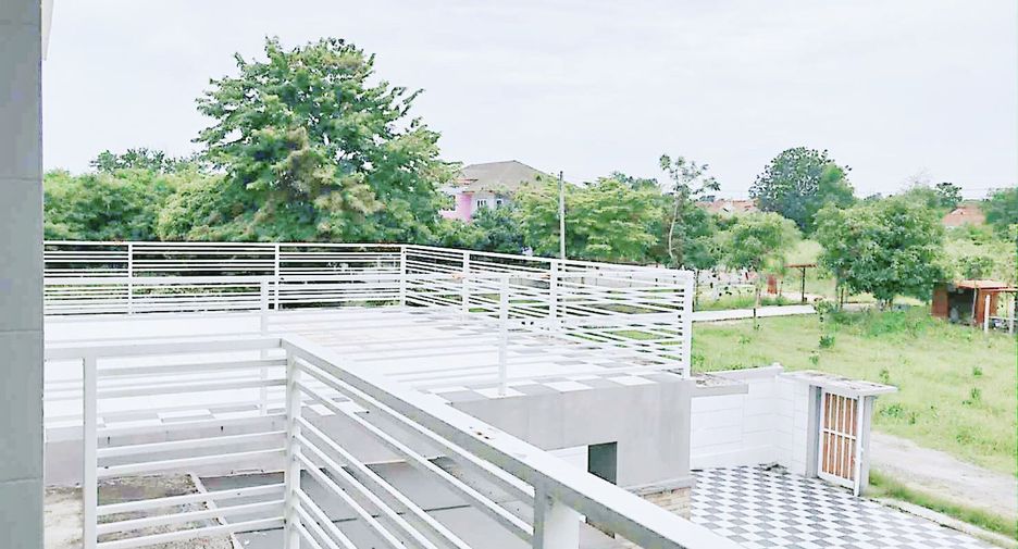 For sale 4 bedrooms house in Ban Chang, Rayong