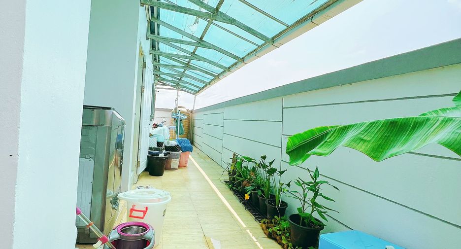 For sale 4 bedrooms house in Ban Chang, Rayong