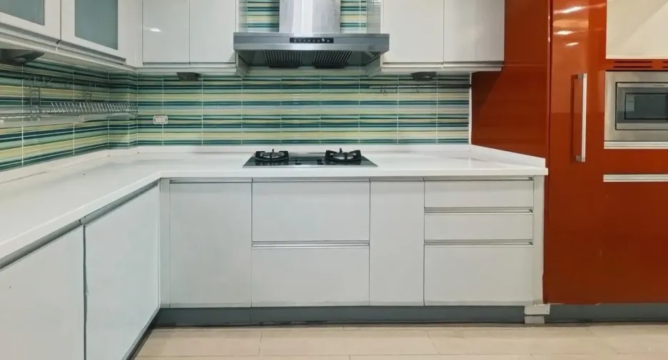 Casa en venta y en alquiler de 4 habitaciones en Mueang Nonthaburi, Nonthaburi