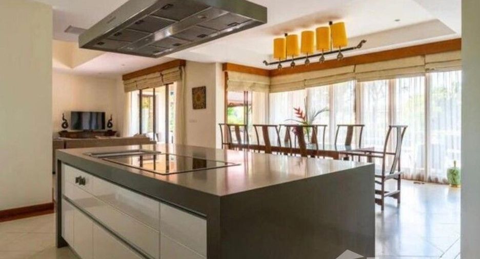 Villa zum Kauf mit 5 Zimmer in Thalang, Phuket