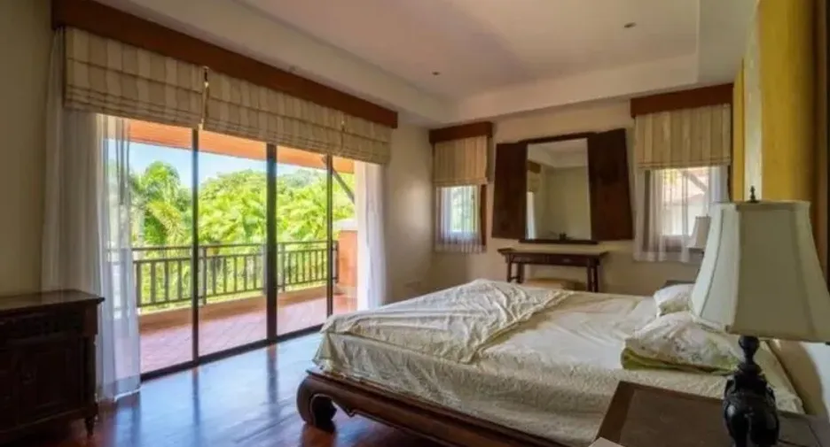 Villa en venta de 5 habitaciones en Thalang, Phuket