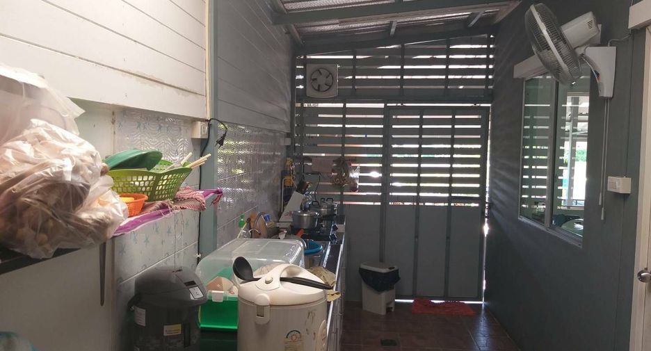 For sale 3 bedrooms townhouse in Bang Khae, Bangkok