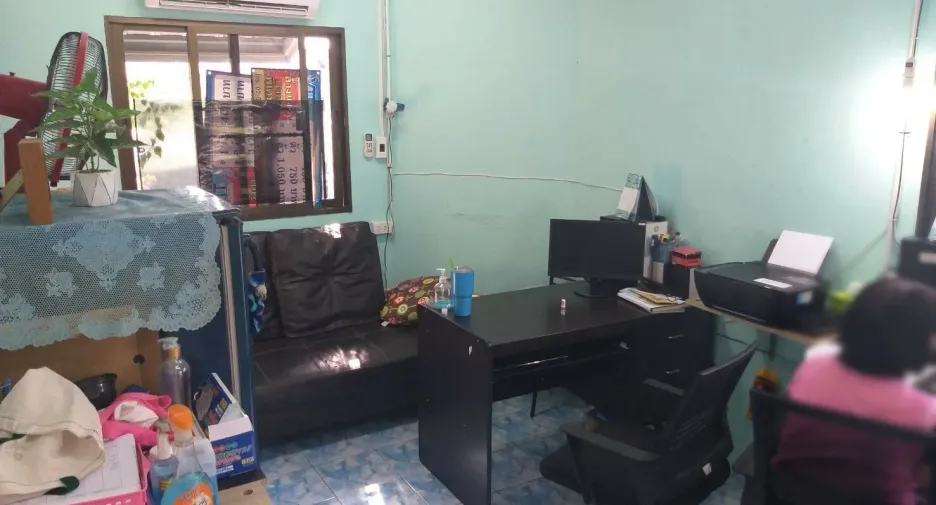 For sale 3 bedrooms townhouse in Bang Khae, Bangkok