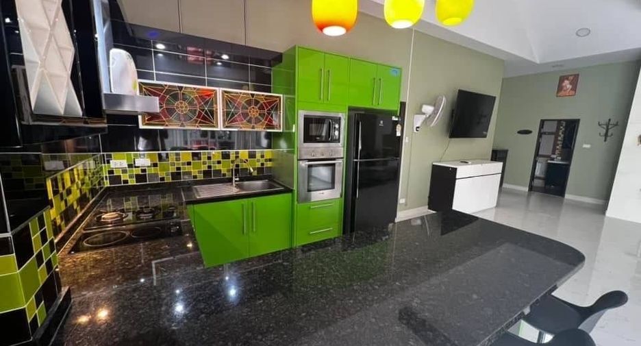 À vendre 3 chambres maison à Bang Lamung, Chonburi