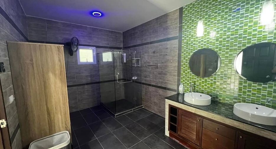 À vendre 3 chambres maison à Bang Lamung, Chonburi