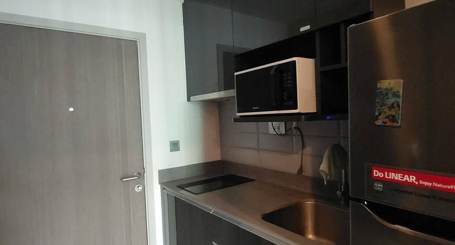 Продажа 1 кровать кондо в Патхум Щан, Бангкок