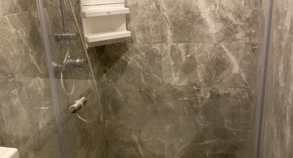 Продажа 1 кровать кондо в Патхум Щан, Бангкок