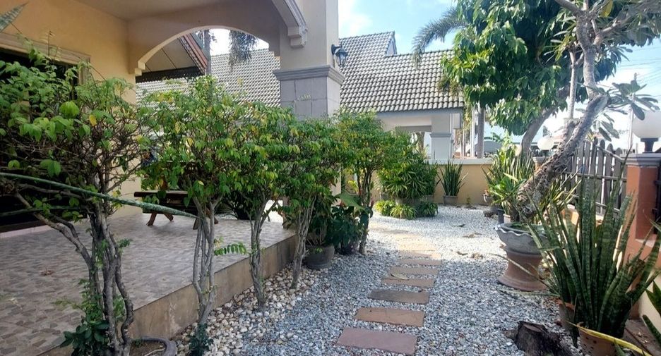 Haus zur Miete mit 3 Zimmer in Bang Lamung, Chonburi