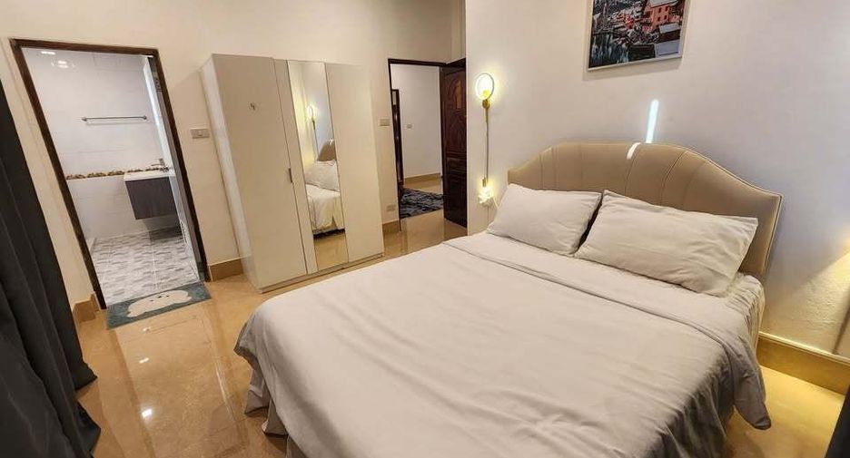 For rent 5 bedrooms house in Bang Lamung, Chonburi