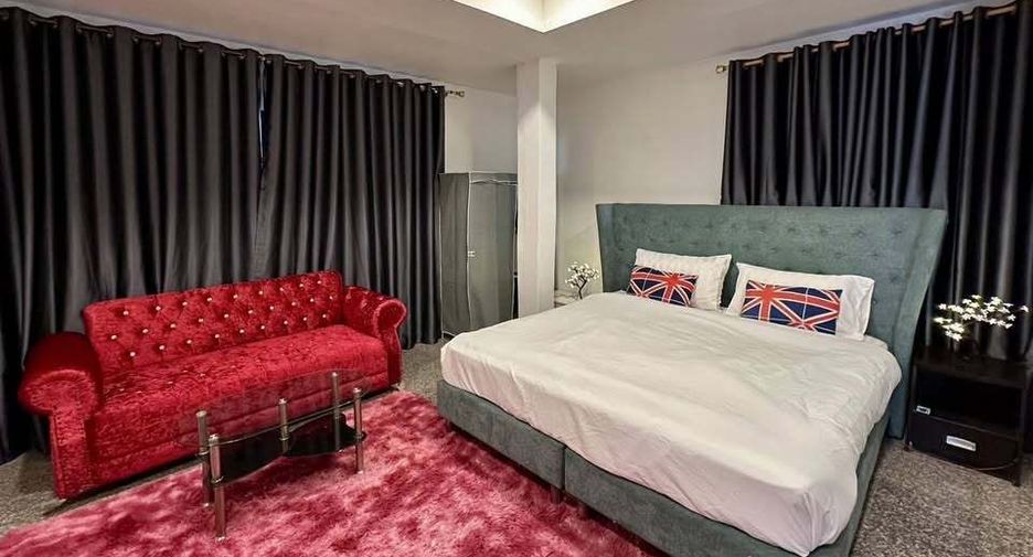 For rent 5 bedrooms house in Bang Lamung, Chonburi