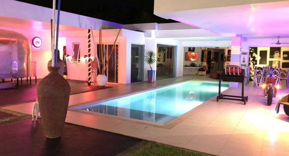Villa en alquiler de 4 habitaciones en Thalang, Phuket