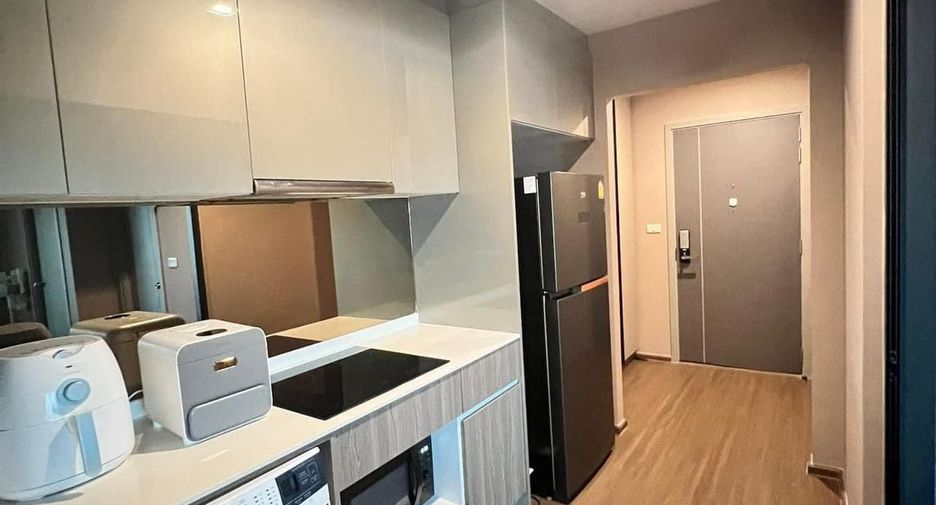 For sale 2 bedrooms condo in Phaya Thai, Bangkok